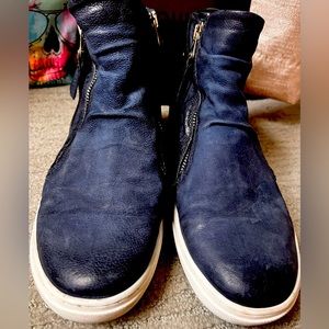 Miz Mooz Lulu Blue Sneakers, size 38